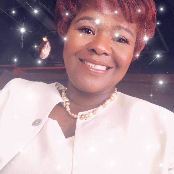 Meet your Posher, Doris - Picture 1 of 1